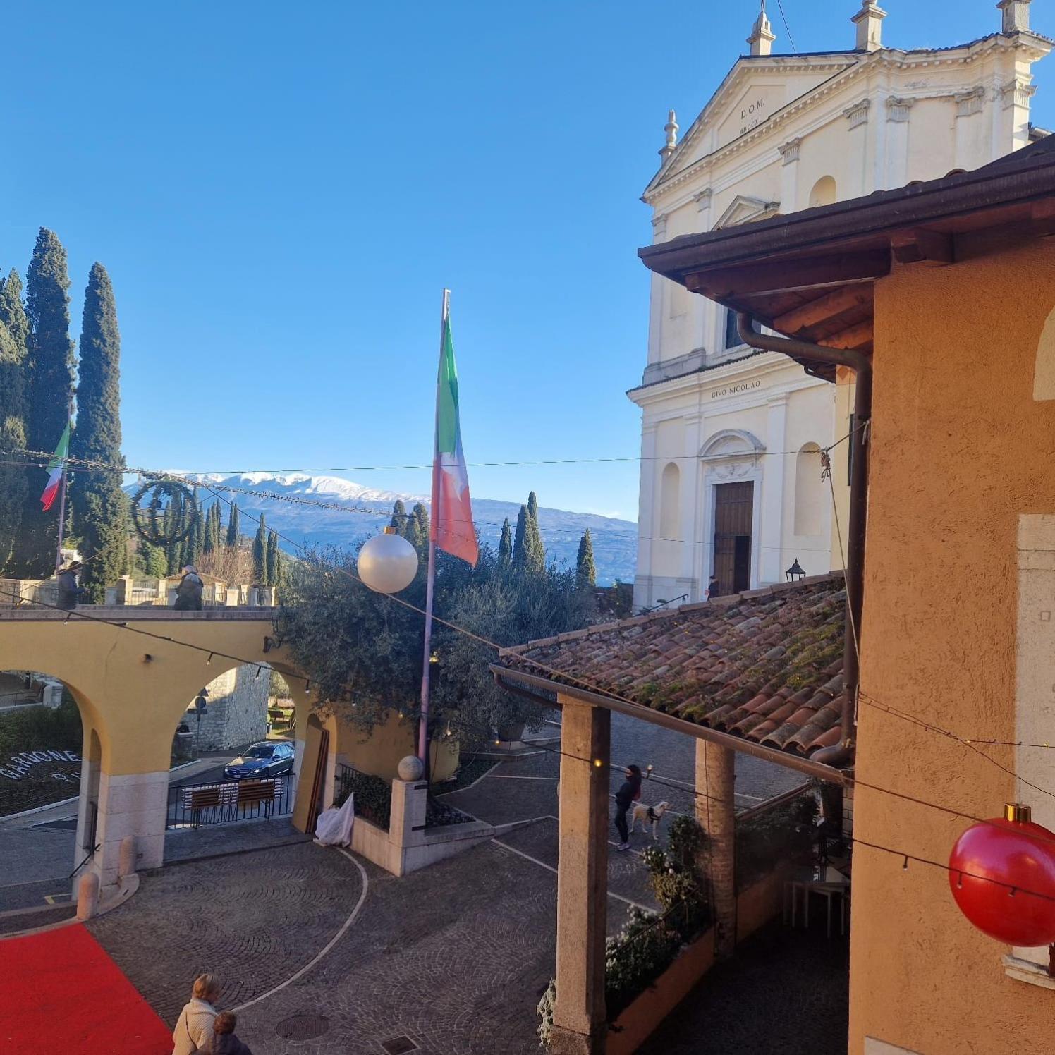 B&B Al Vittoriale Da Maja Gardone Riviera Exteriör bild